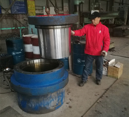 液壓油缸維修(圖6) 液壓油缸維修(圖6)